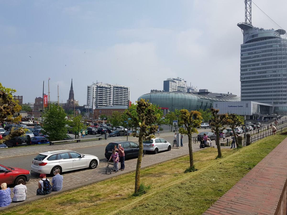Koralle - Am Wasser Bremerhaven